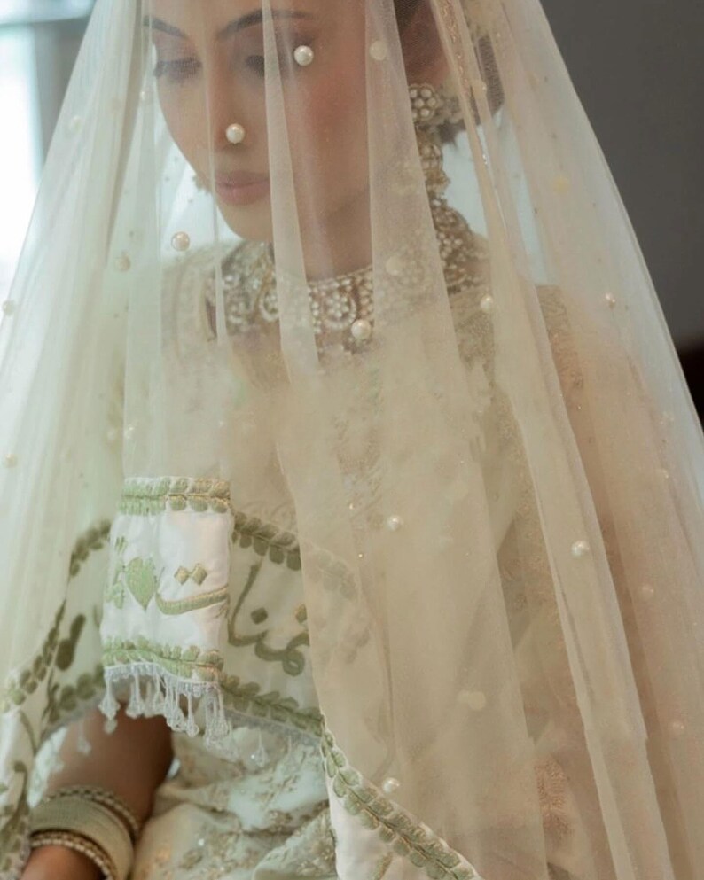 Custom Nikah Dupatta Urdu Calligraphy, Pearl Bridal Veil US